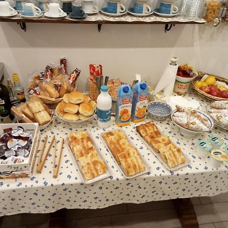 Un Posto Al Sole Acomodação com café da manhã Molino Nuovo  Exterior foto